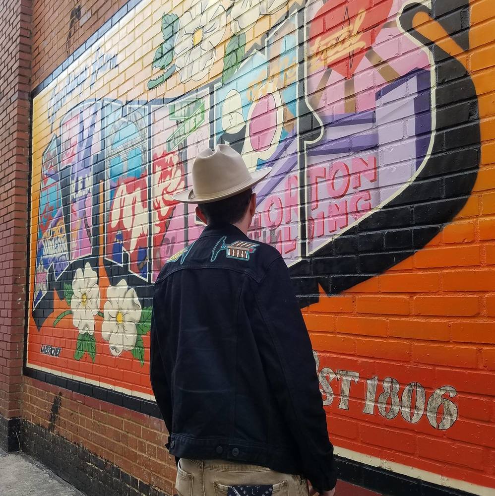 Meet your Posher, Jason